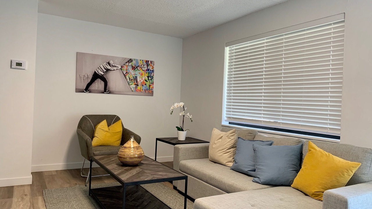 Photo of Livingroom in Harbordale