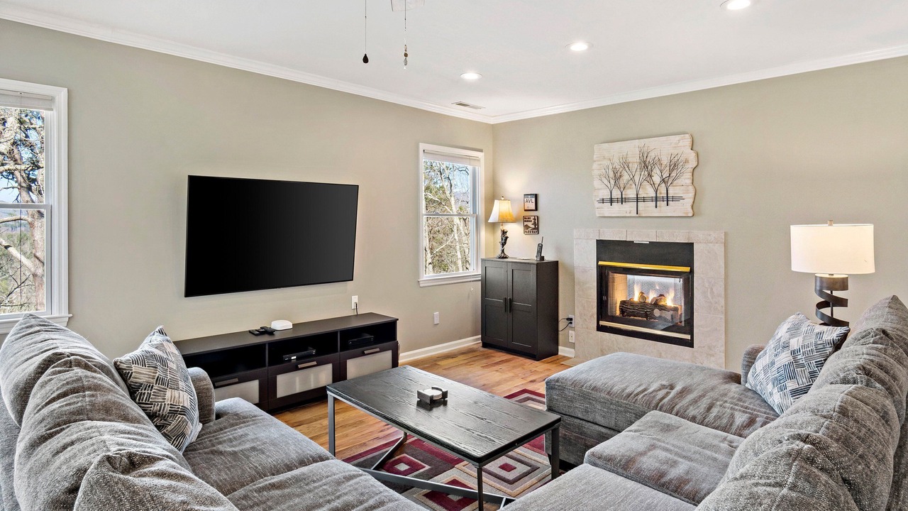 Photo of Livingroom in Fairview
