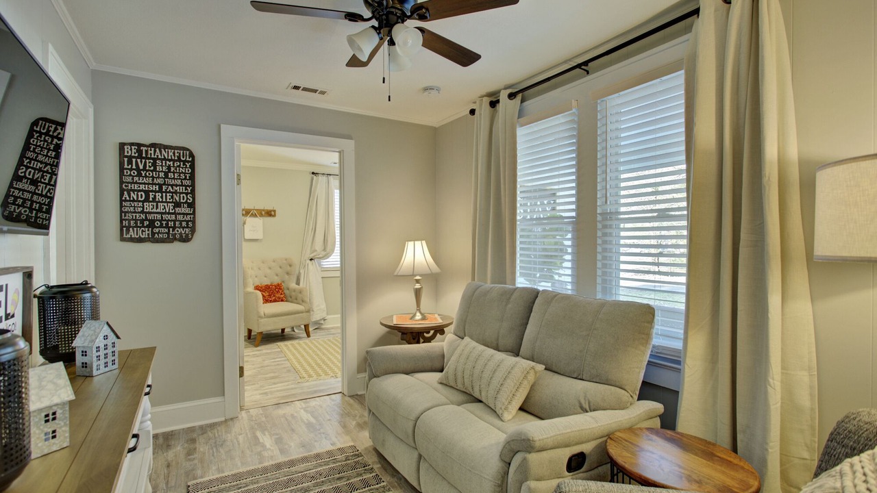 Photo of Livingroom in Schley