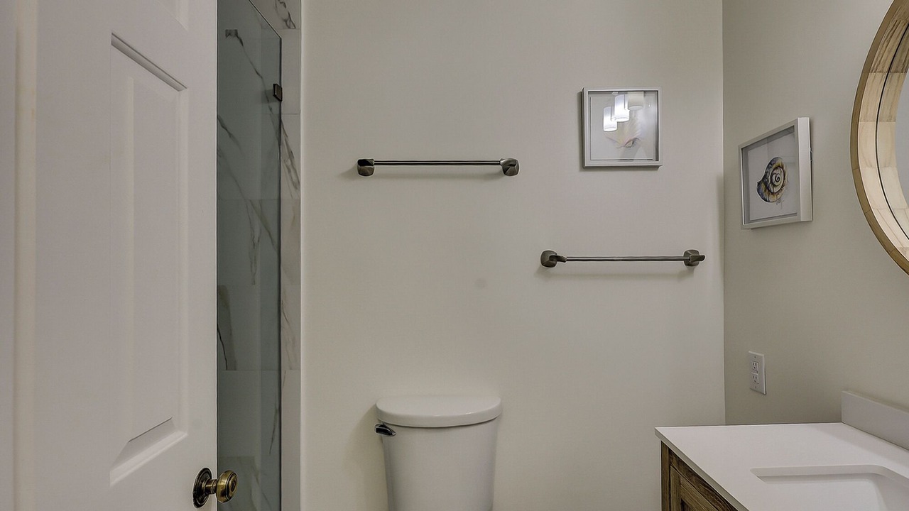Photo of Bathroom in Shipyard Plantation