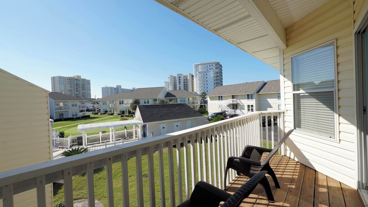 Photo of Patio Balcony in Holiday Isle