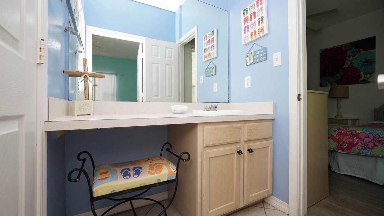 Photo of Bathroom in Holiday Isle