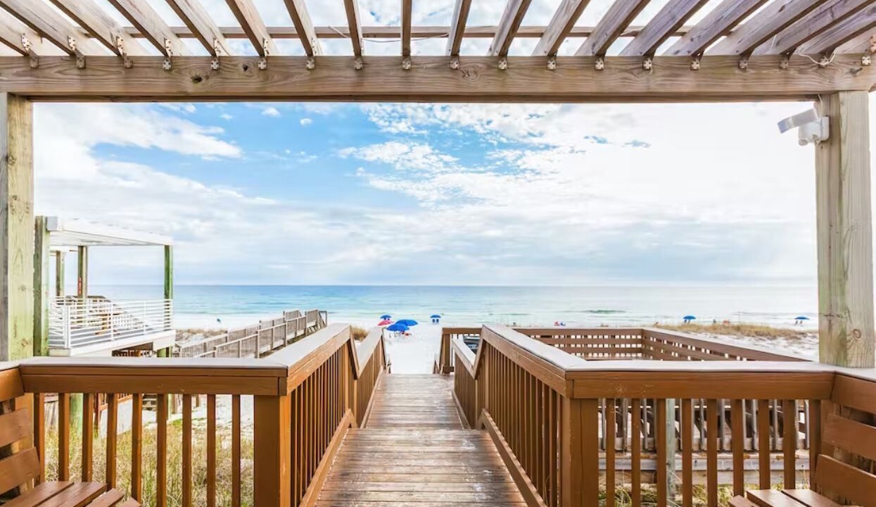 Photo of Others in Destin