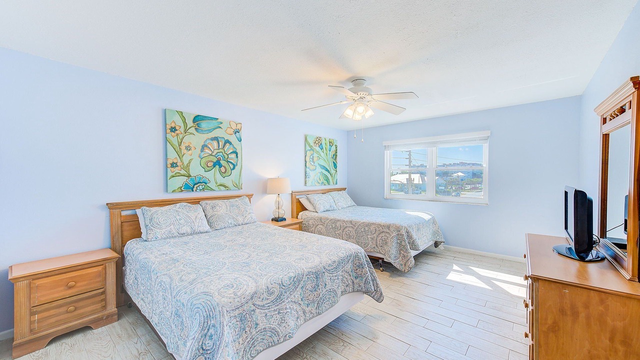 Photo of Bedroom in Redington Shores