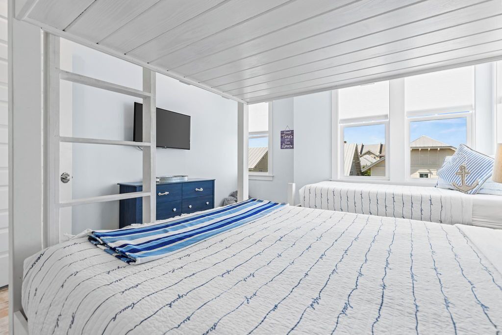 Photo of Bedroom in Santa Rosa Beach