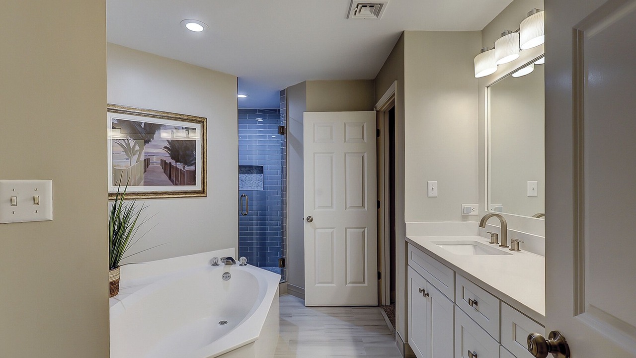 Photo of Bathroom in North Forest Beach