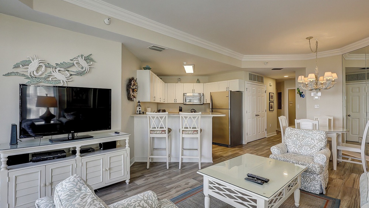 Photo of Livingroom in North Forest Beach