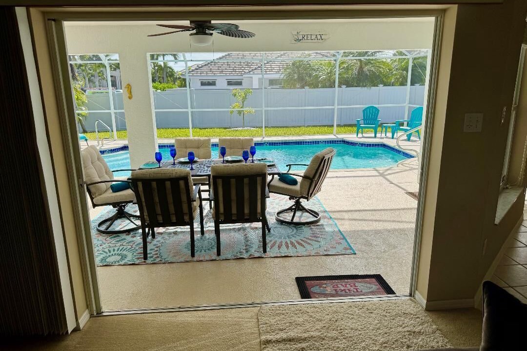 Photo of Outdoor in Pelican