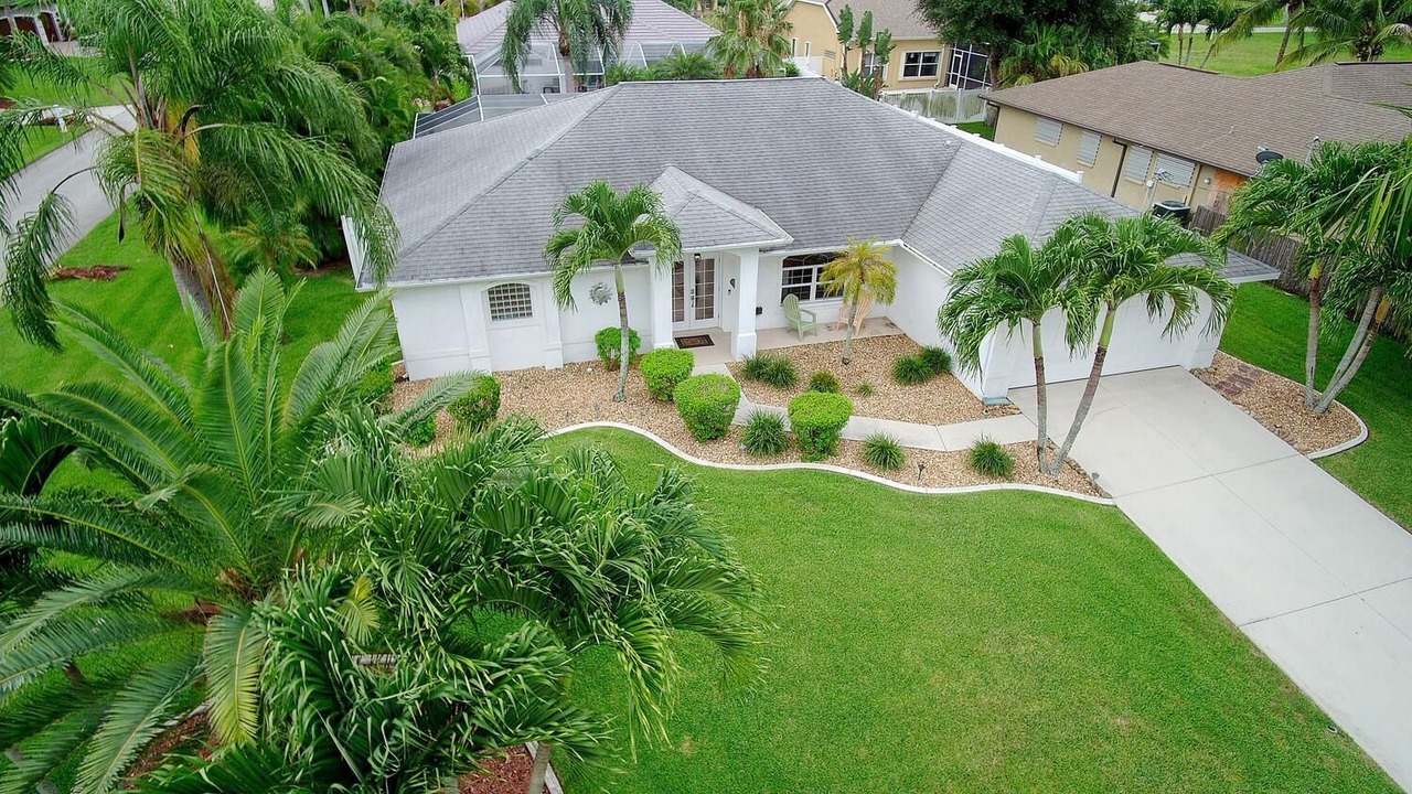 Photo of Outdoor in Pelican