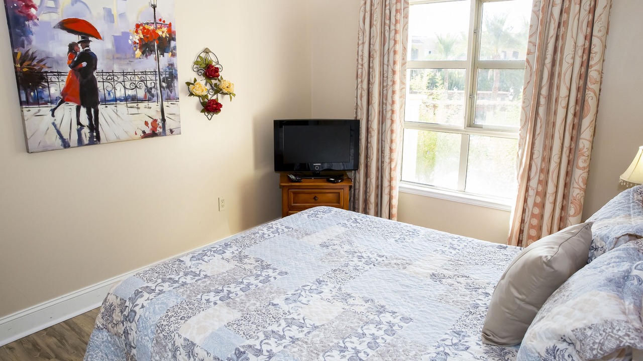 Photo of Bedroom in South Shore
