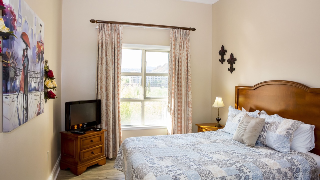 Photo of Bedroom in South Shore