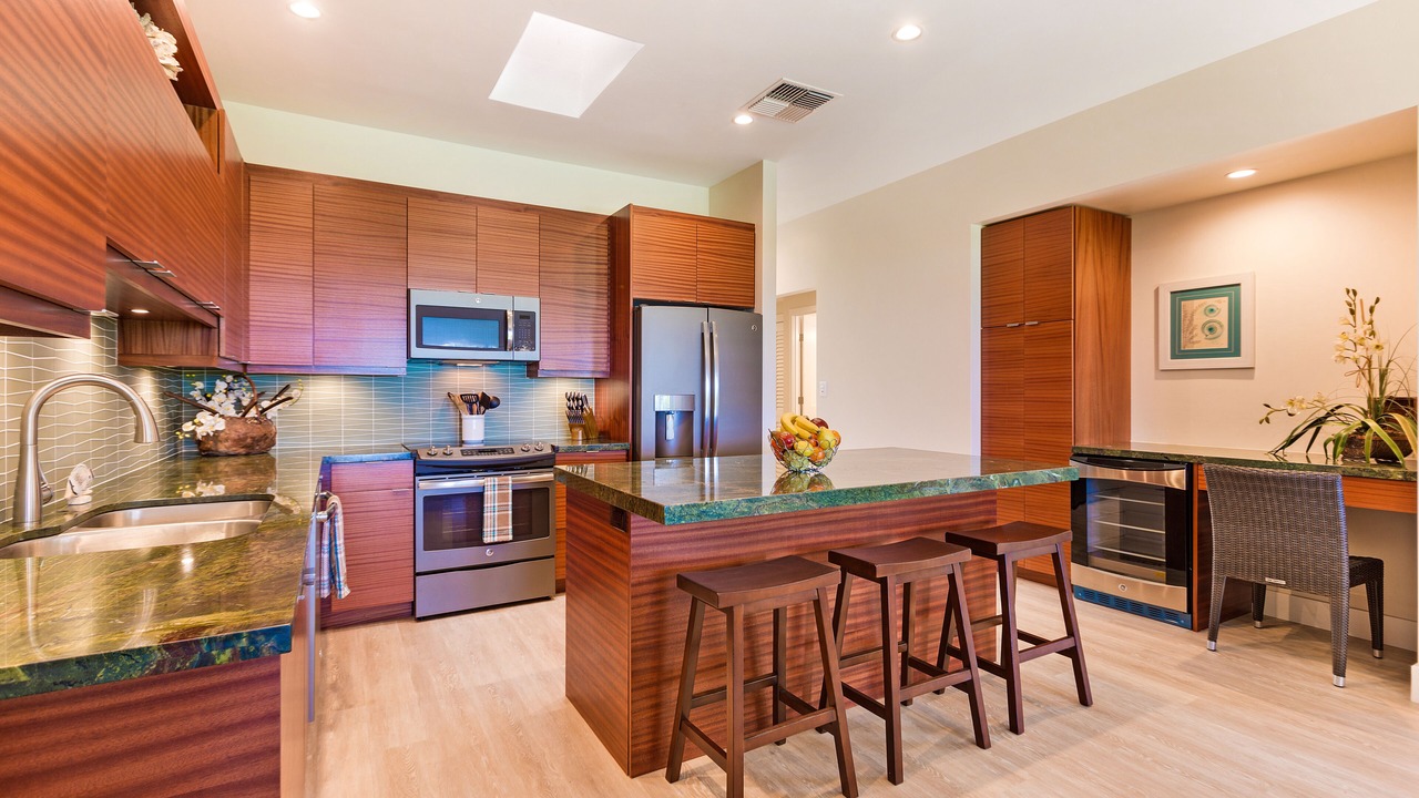 Photo of Kitchen in Historic Lahaina Front Street