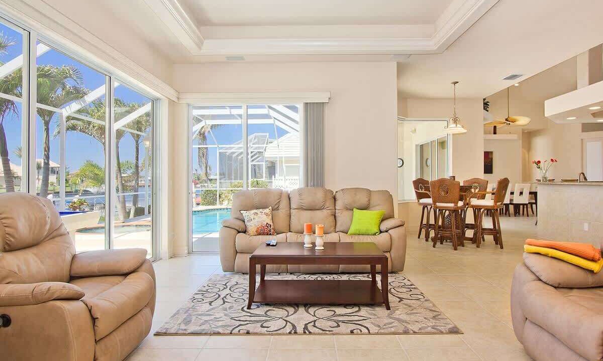 Photo of Livingroom in Pelican