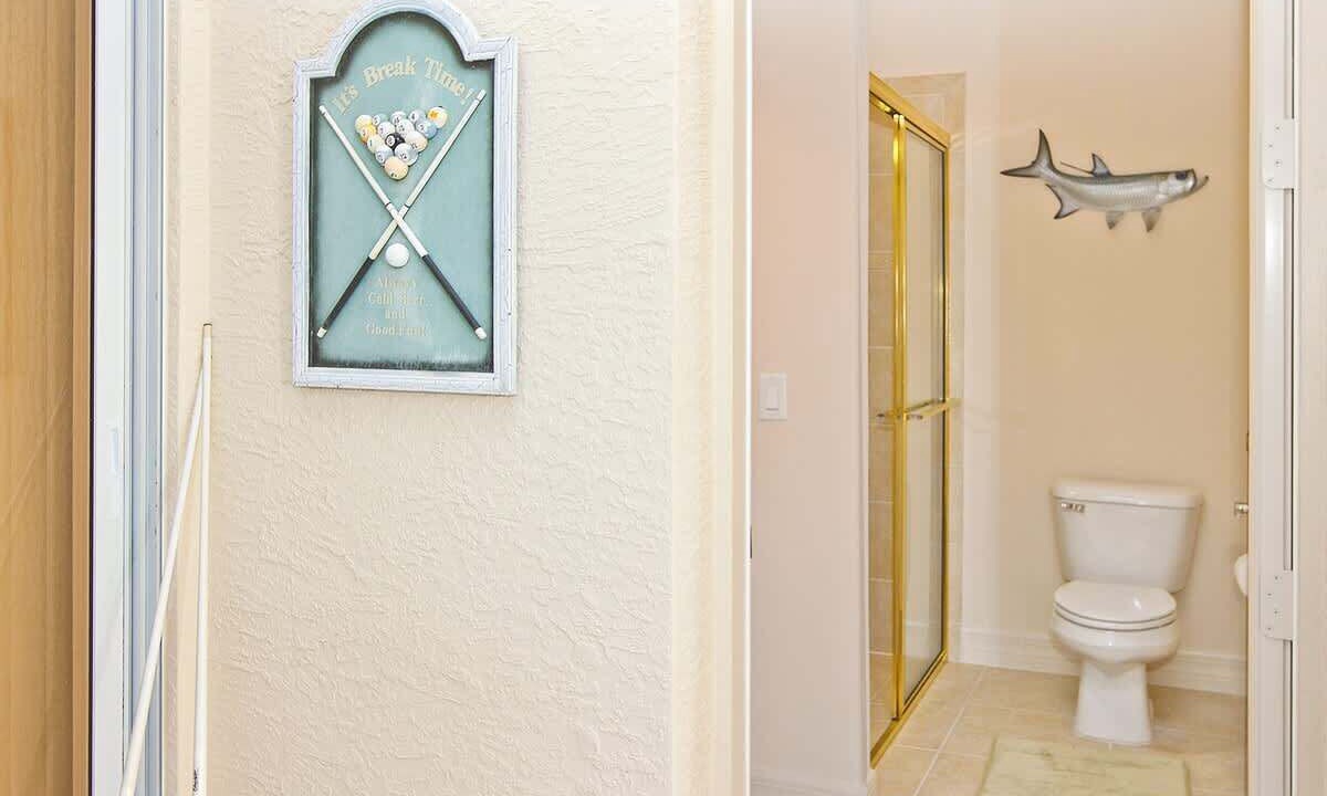 Photo of Bathroom in Pelican