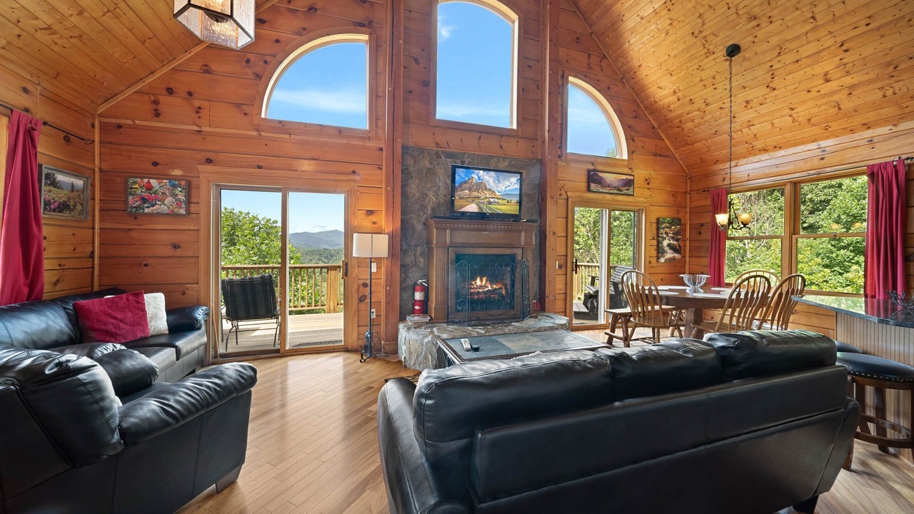 Photo of Livingroom in Boone