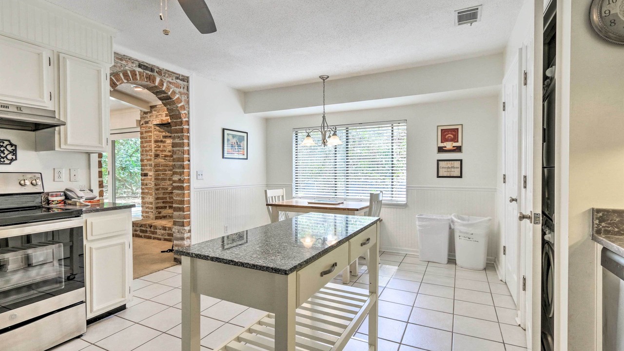 Photo of Kitchen in Heritage Woods