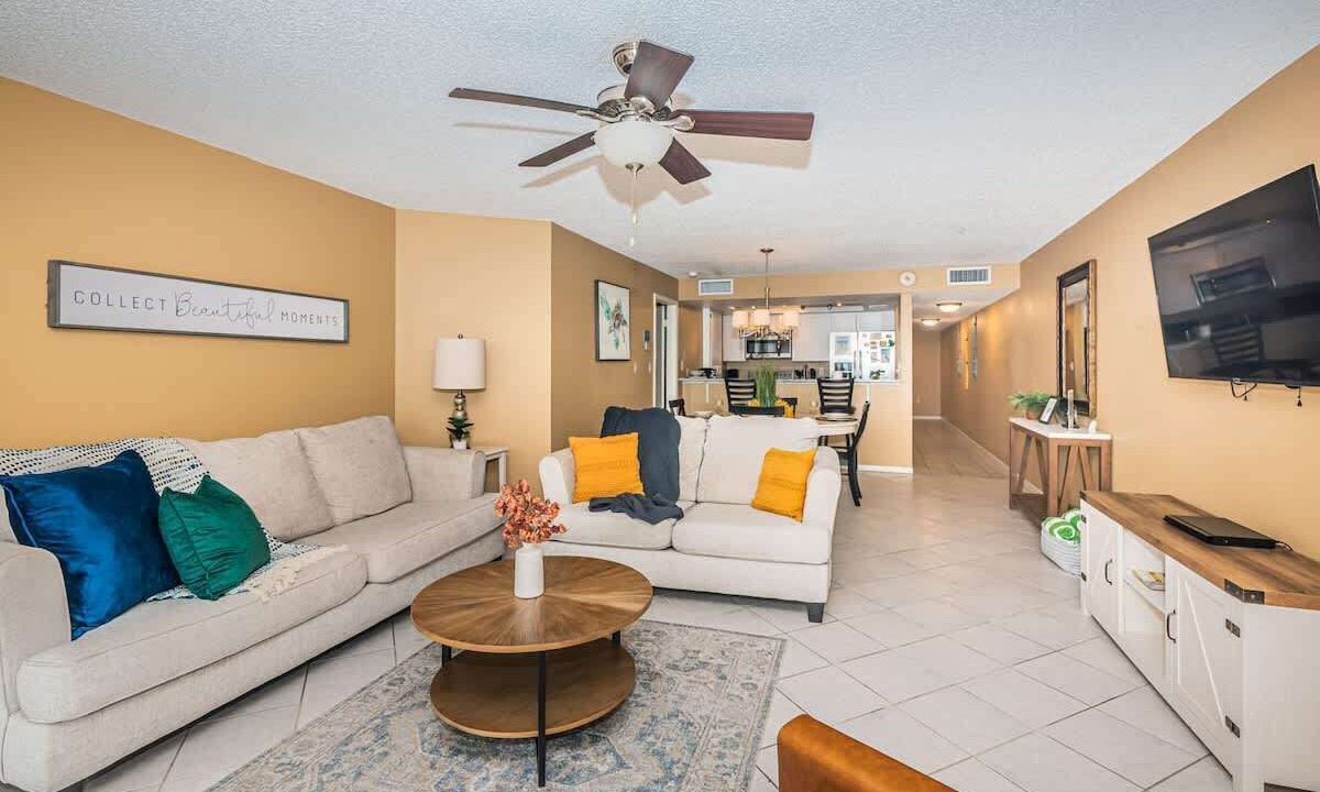 Photo of Livingroom in Clearwater Beach