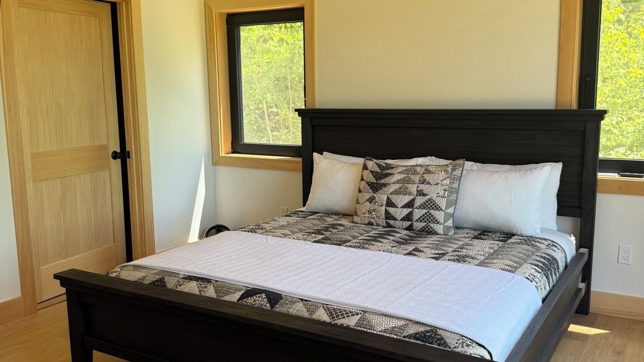 Photo of Bedroom in Bethel