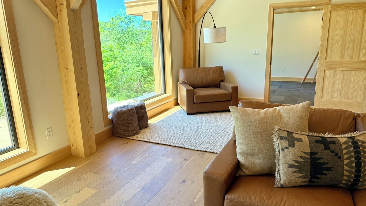 Photo of Livingroom in Bethel