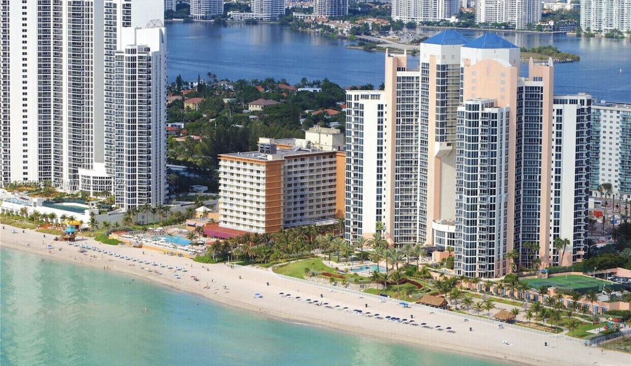 Photo of Others in Sunny Isles Beach