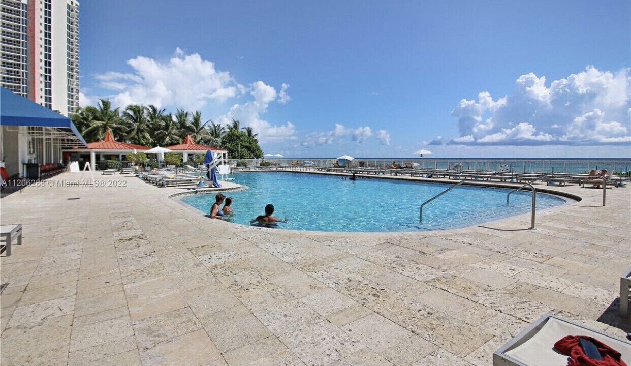 Photo of Outdoor in Sunny Isles Beach
