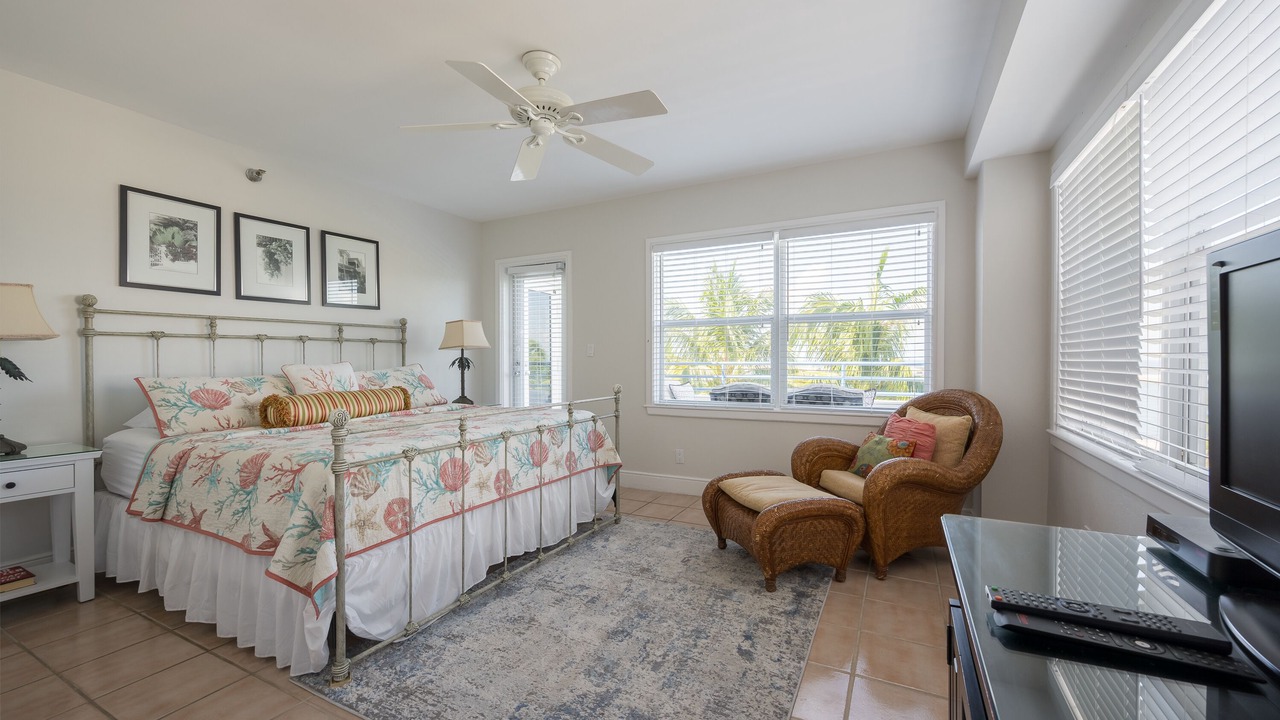 Photo of Bedroom in Truman Annex