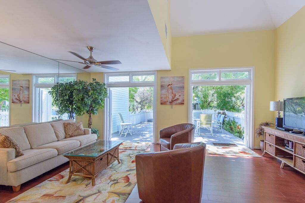 Photo of Livingroom in Truman Annex
