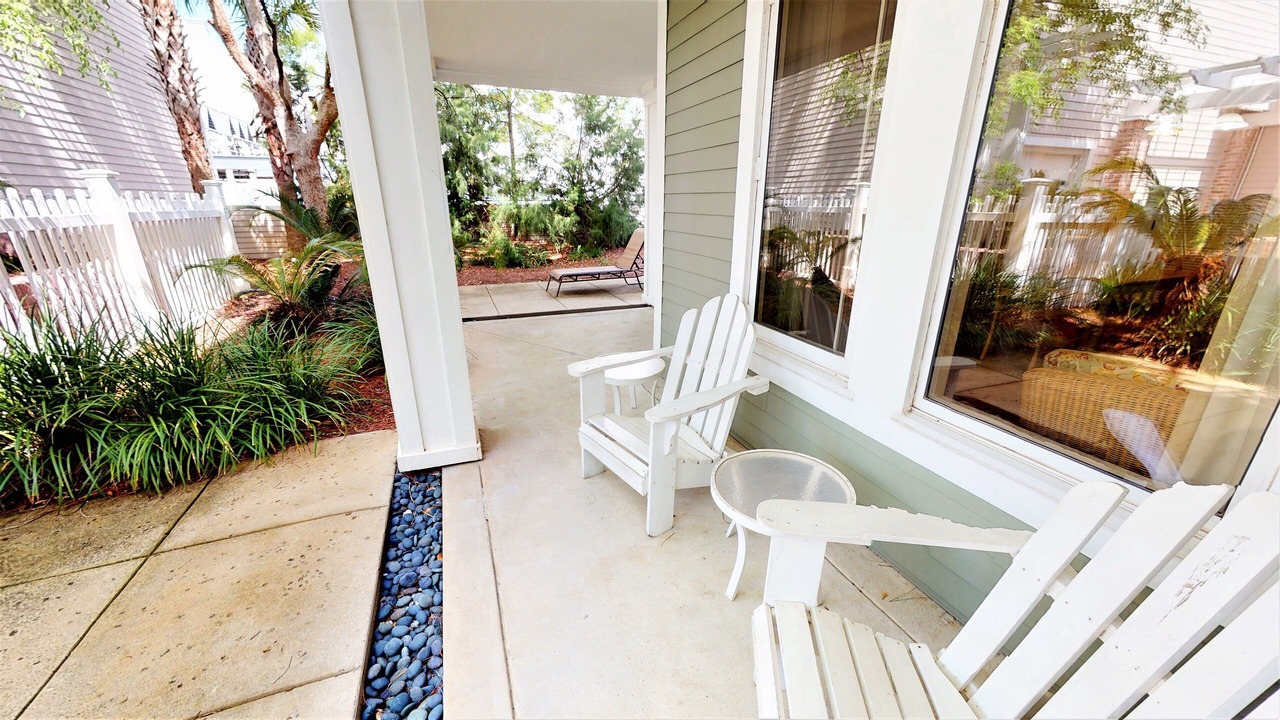 Photo of Patio Balcony in Baytowne Wharf