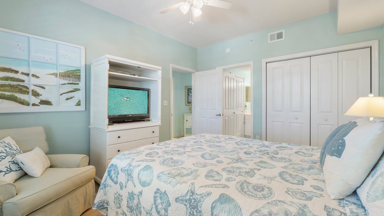 Photo of Bedroom in Miramar Beach