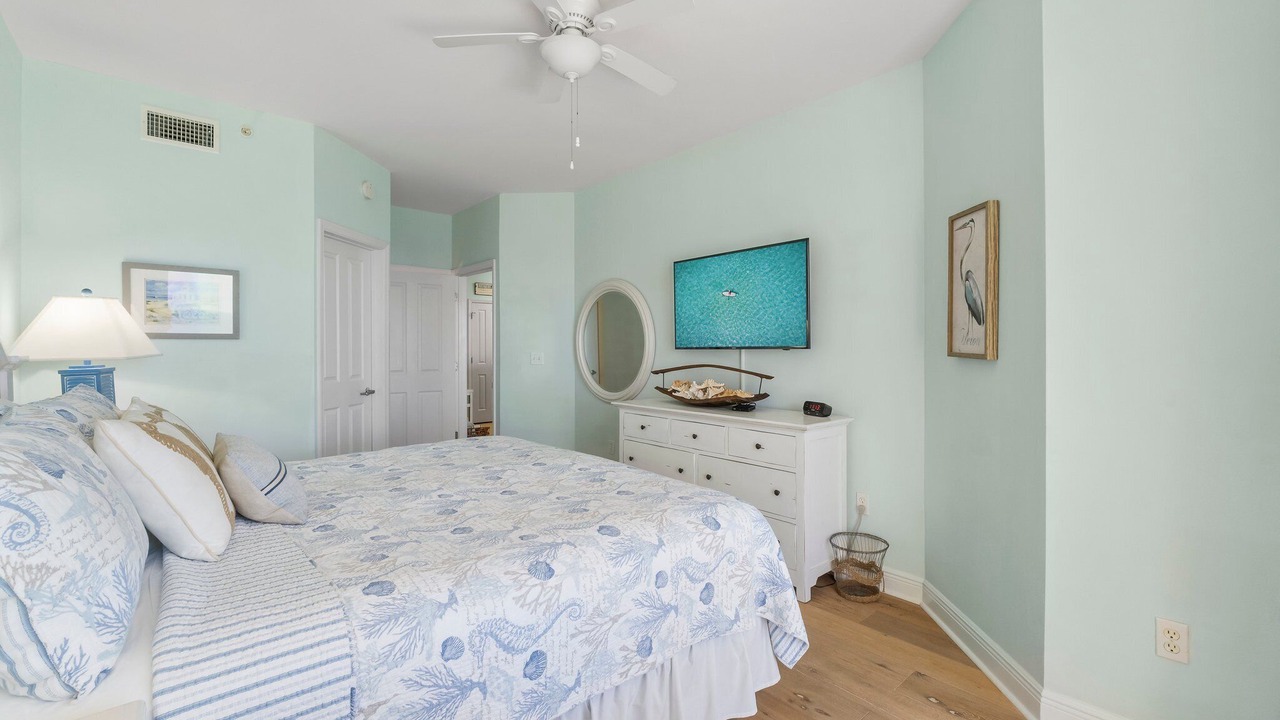 Photo of Bedroom in Miramar Beach