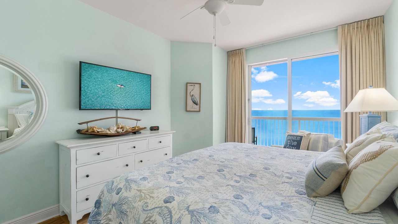 Photo of Bedroom in Miramar Beach