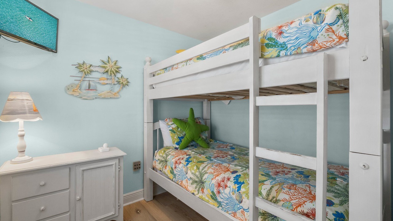 Photo of Bedroom in Miramar Beach