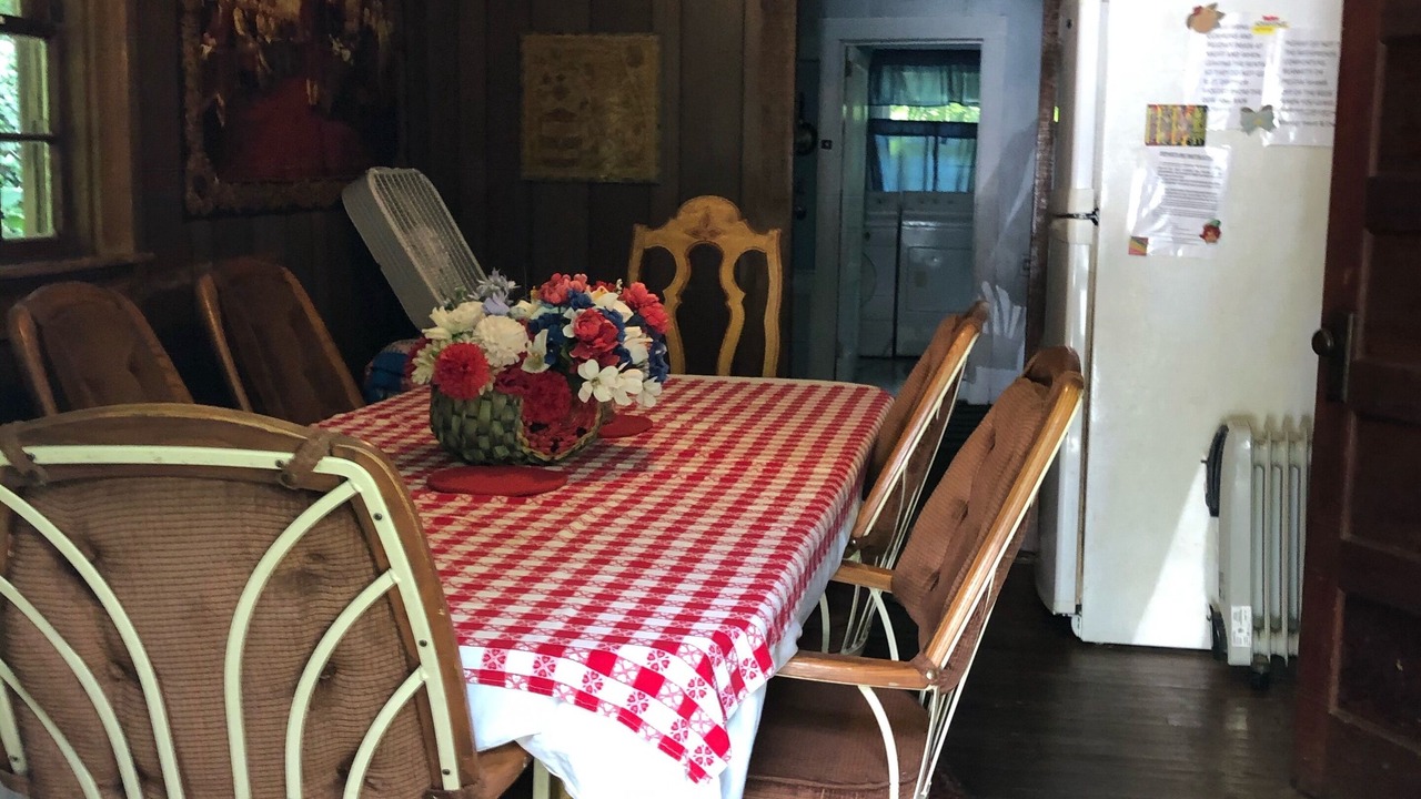 Photo of Bedroom in Frank