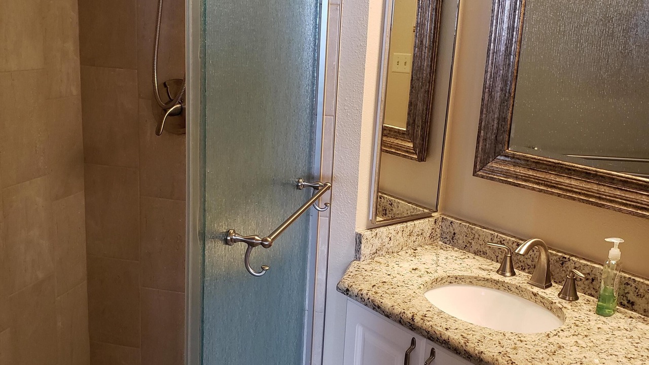 Photo of Bathroom in Sand Key