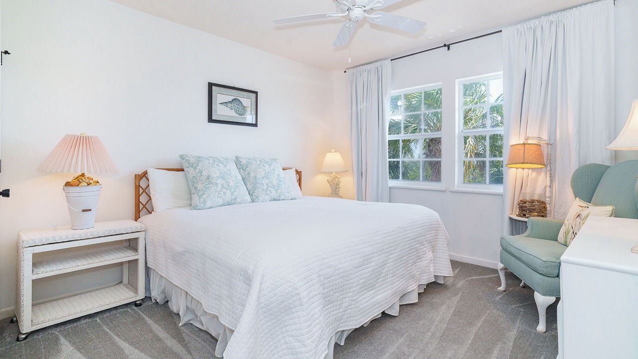 Photo of Bedroom in Palm Island