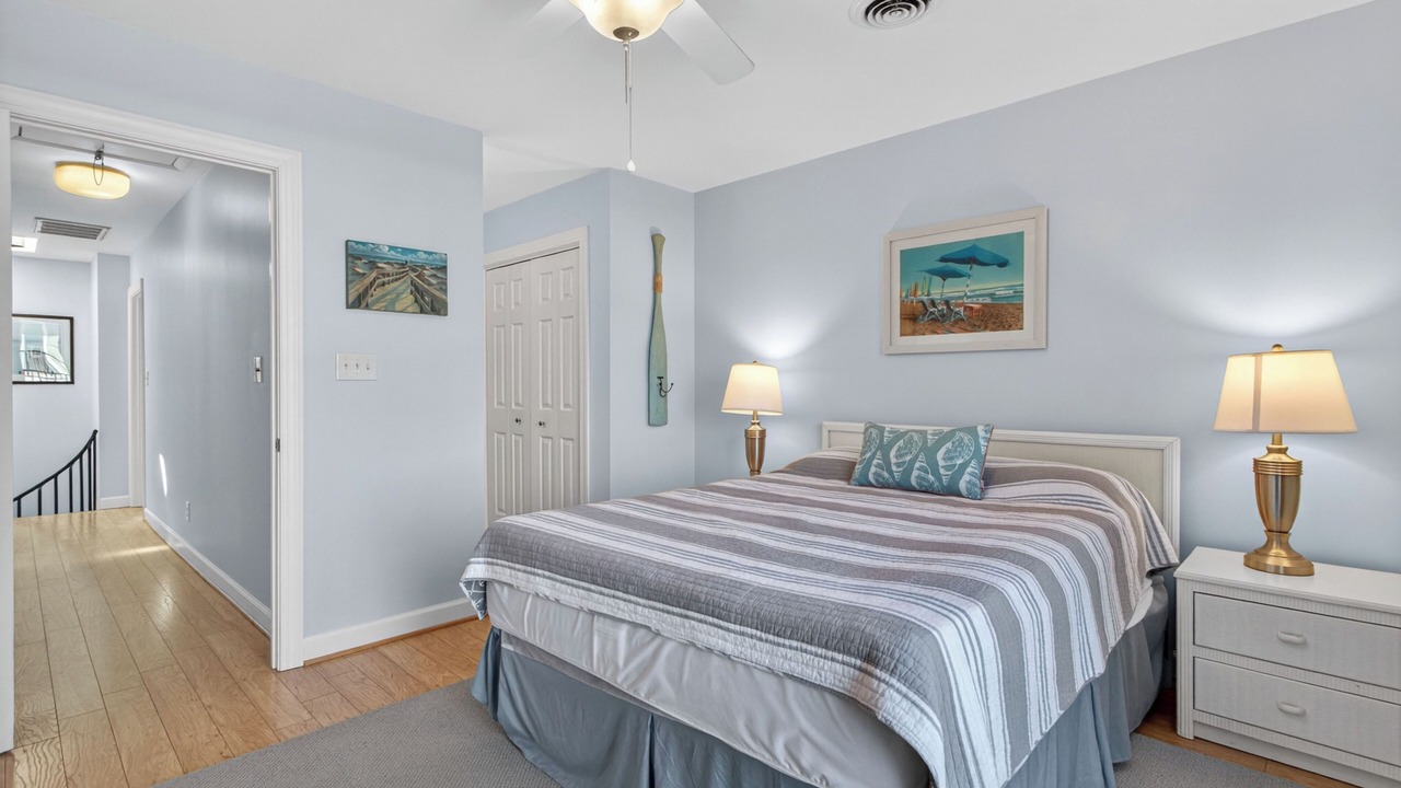 Photo of Bedroom in Country Club Estates