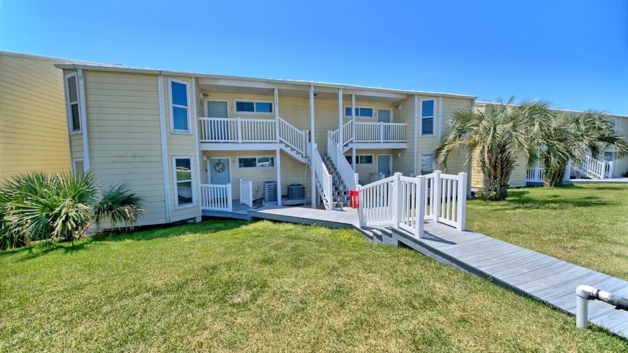 Photo of Outdoor in West Panama City Beach