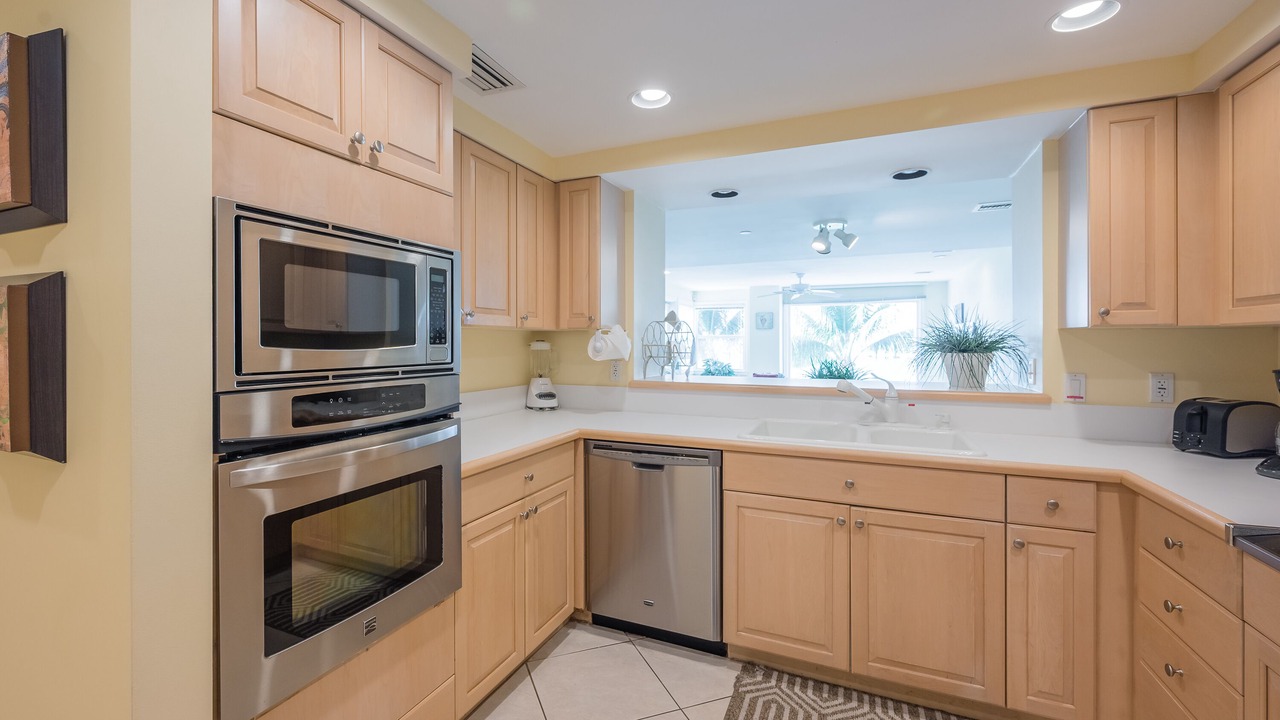 Photo of Kitchen in Truman Annex
