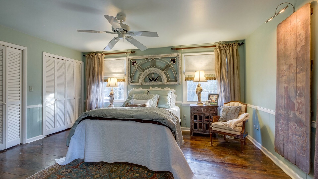 Photo of Bedroom in Green Hills