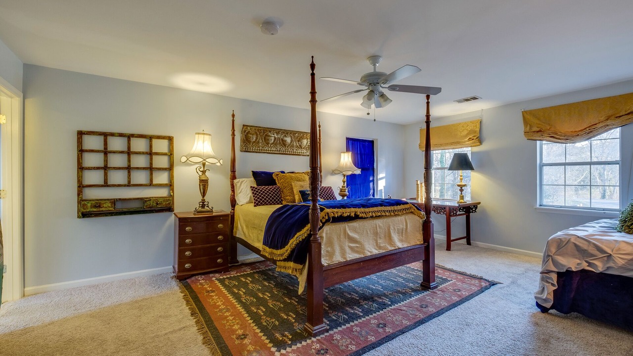 Photo of Bedroom in Green Hills