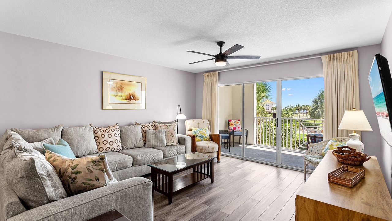 Photo of Bedroom in Miramar Beach