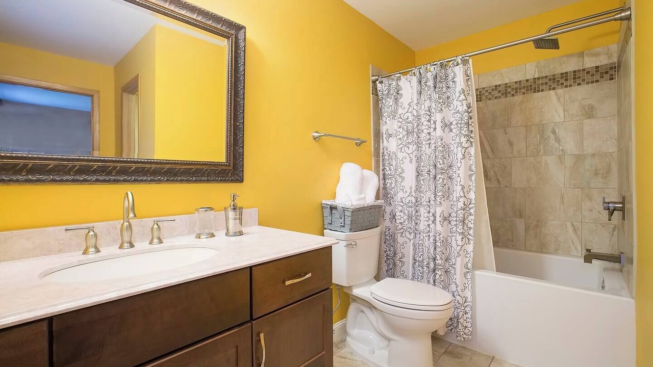 Photo of Bathroom in Downtown Minneapolis