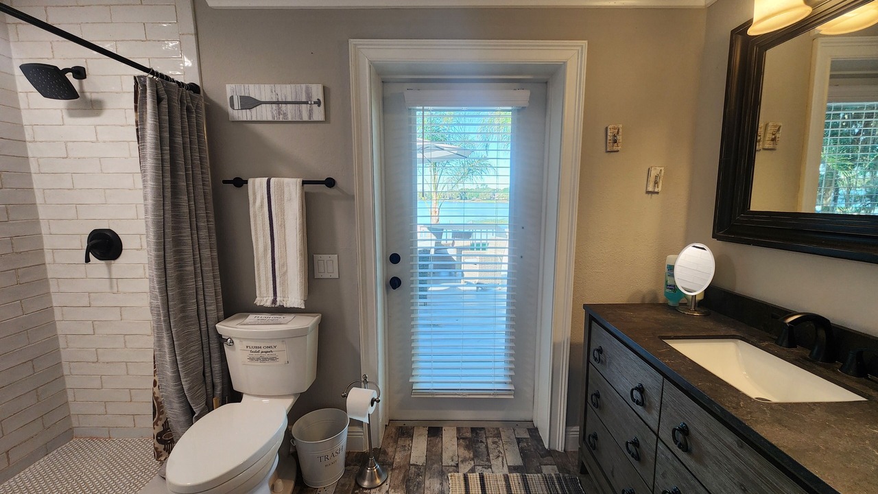 Photo of Bathroom in Candler