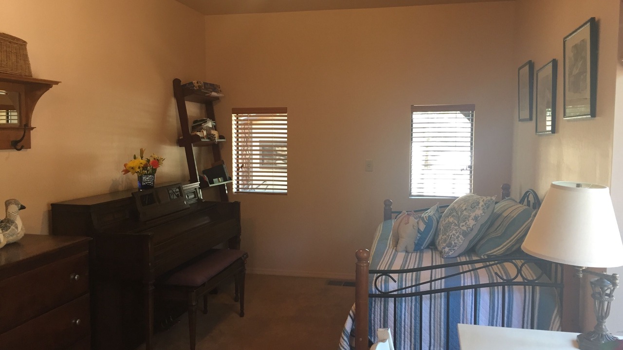 Photo of Bedroom in Pine