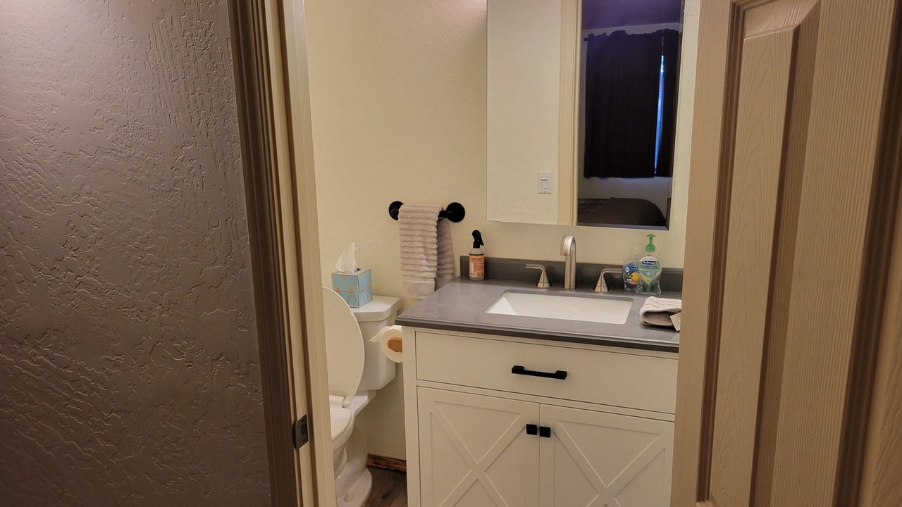 Photo of Bathroom in Pine