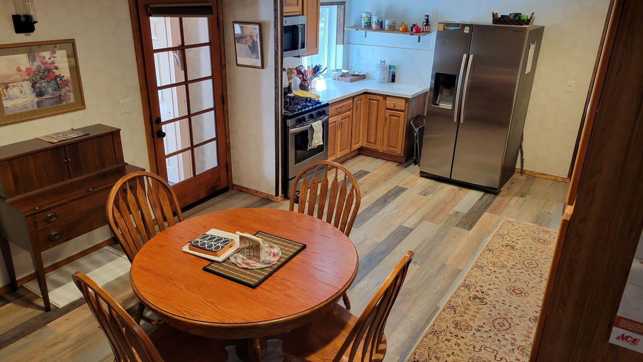 Photo of Kitchen in Pine
