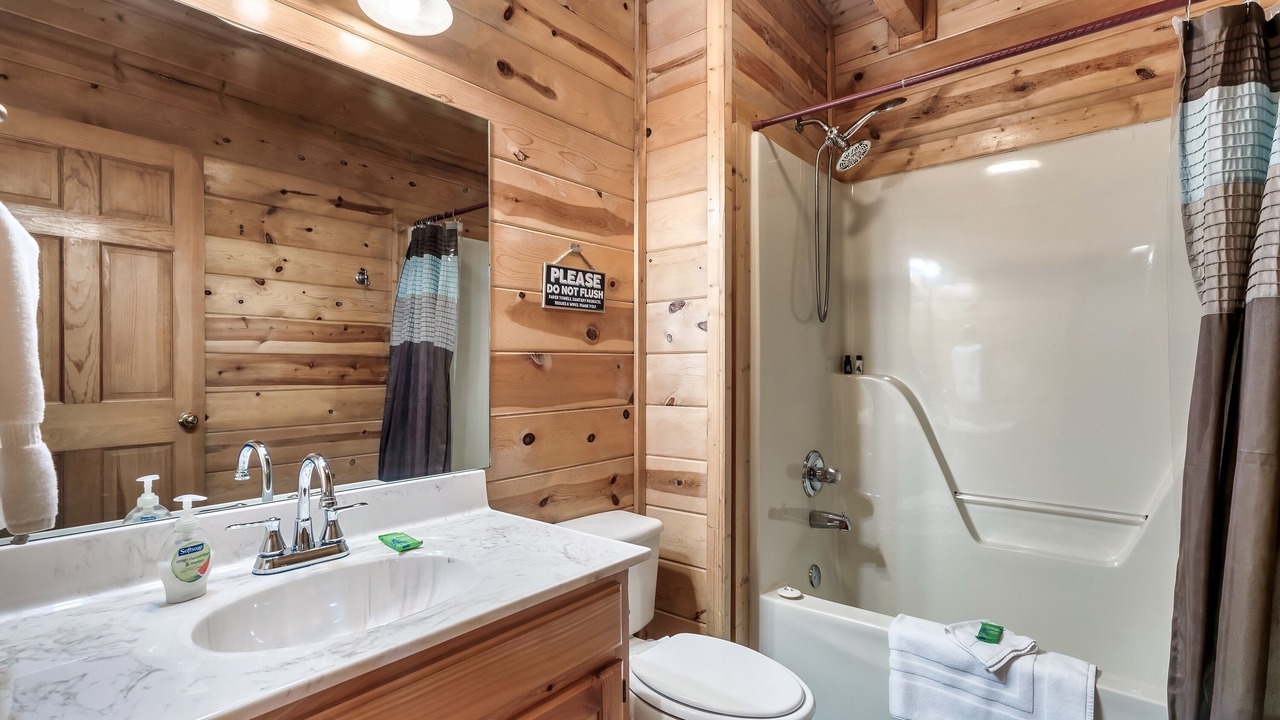 Photo of Bathroom in Smoky Mountains