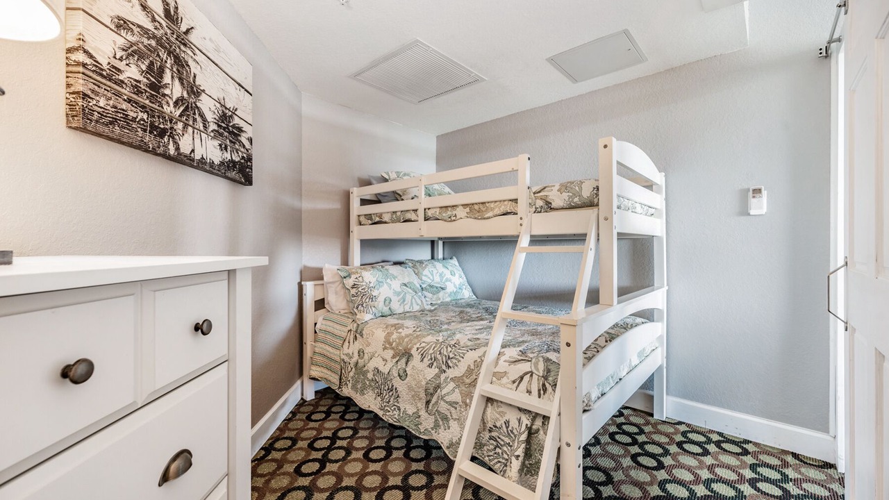 Photo of Bedroom in Indian Rocks Beach