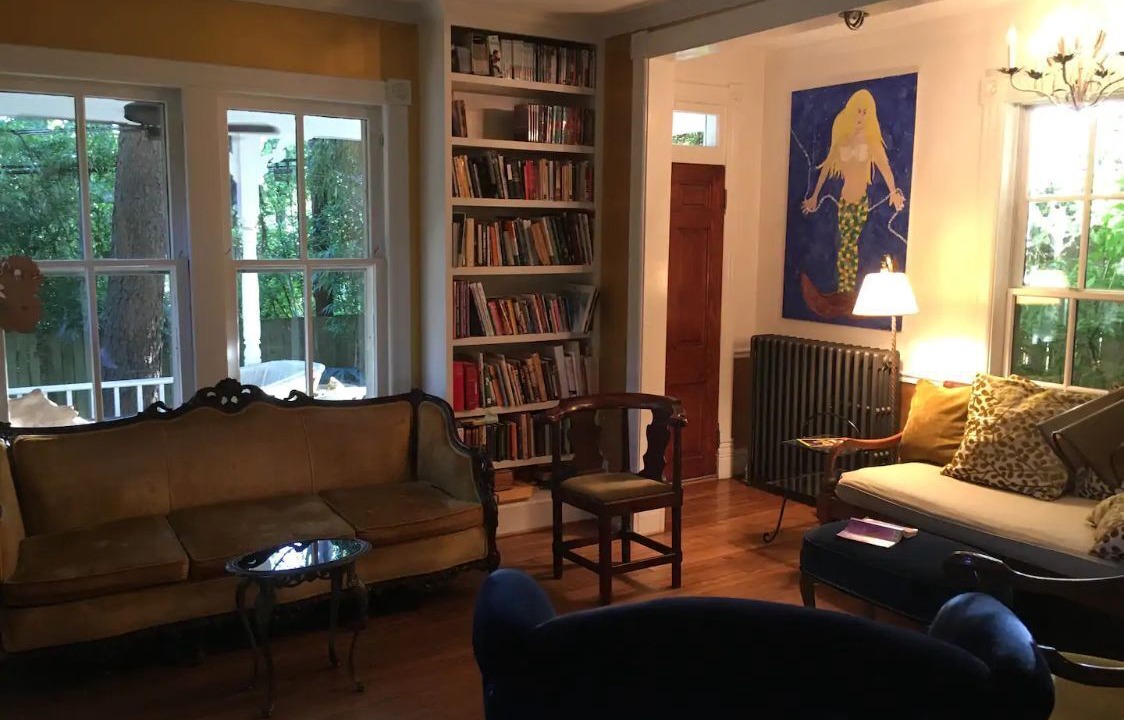 Photo of Livingroom in Brookmont