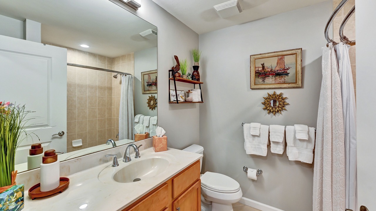 Photo of Bathroom in Cape Harbour